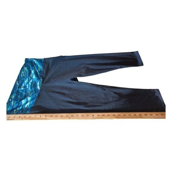 Fabletics Women's Workout Comfortable Soft Pants Size Large Graphic Band - Picture 7 of 12